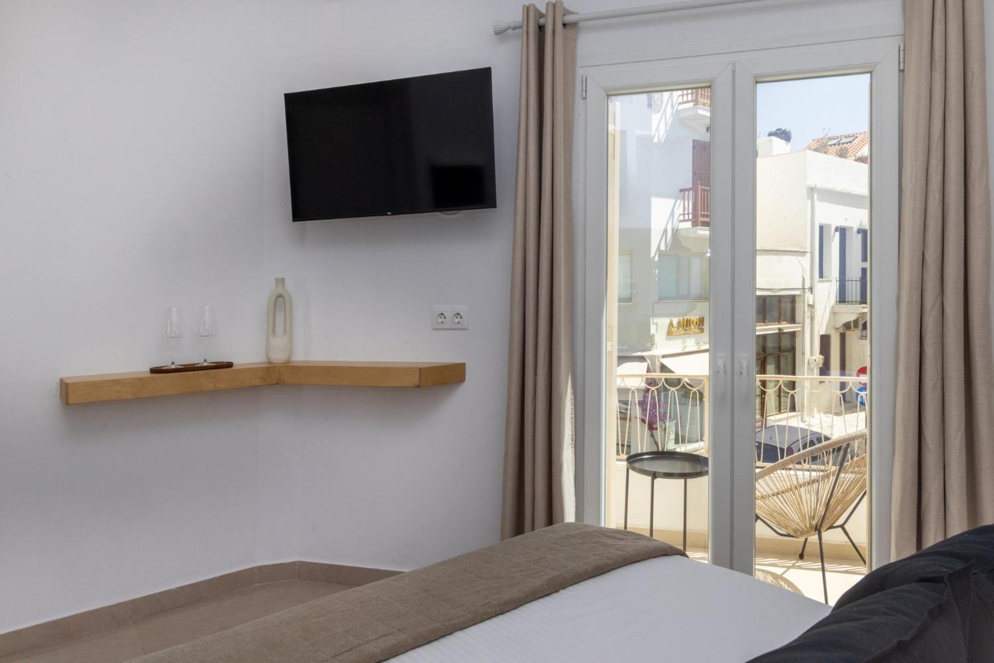 Alora Suites Tinos Quarto foto